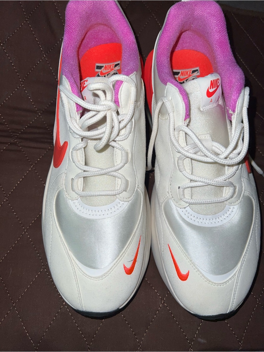 Nike Women’s White Verona with Pink and Purple inside